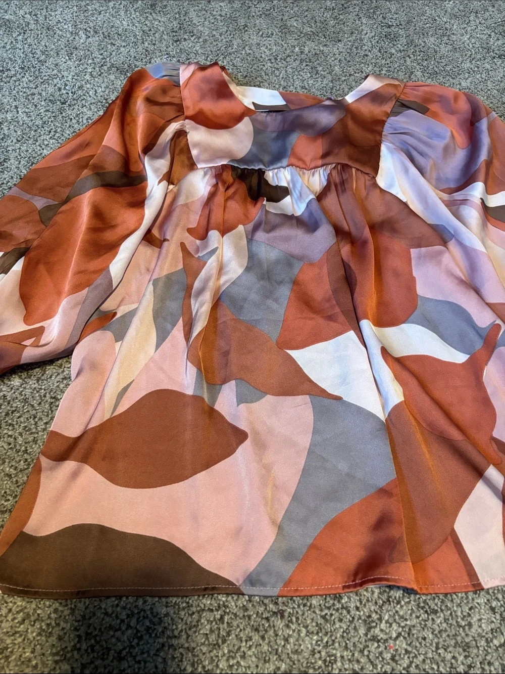 DR2 Abstract Multi-Color Flow Satin Blouse - Picture 2 of 4